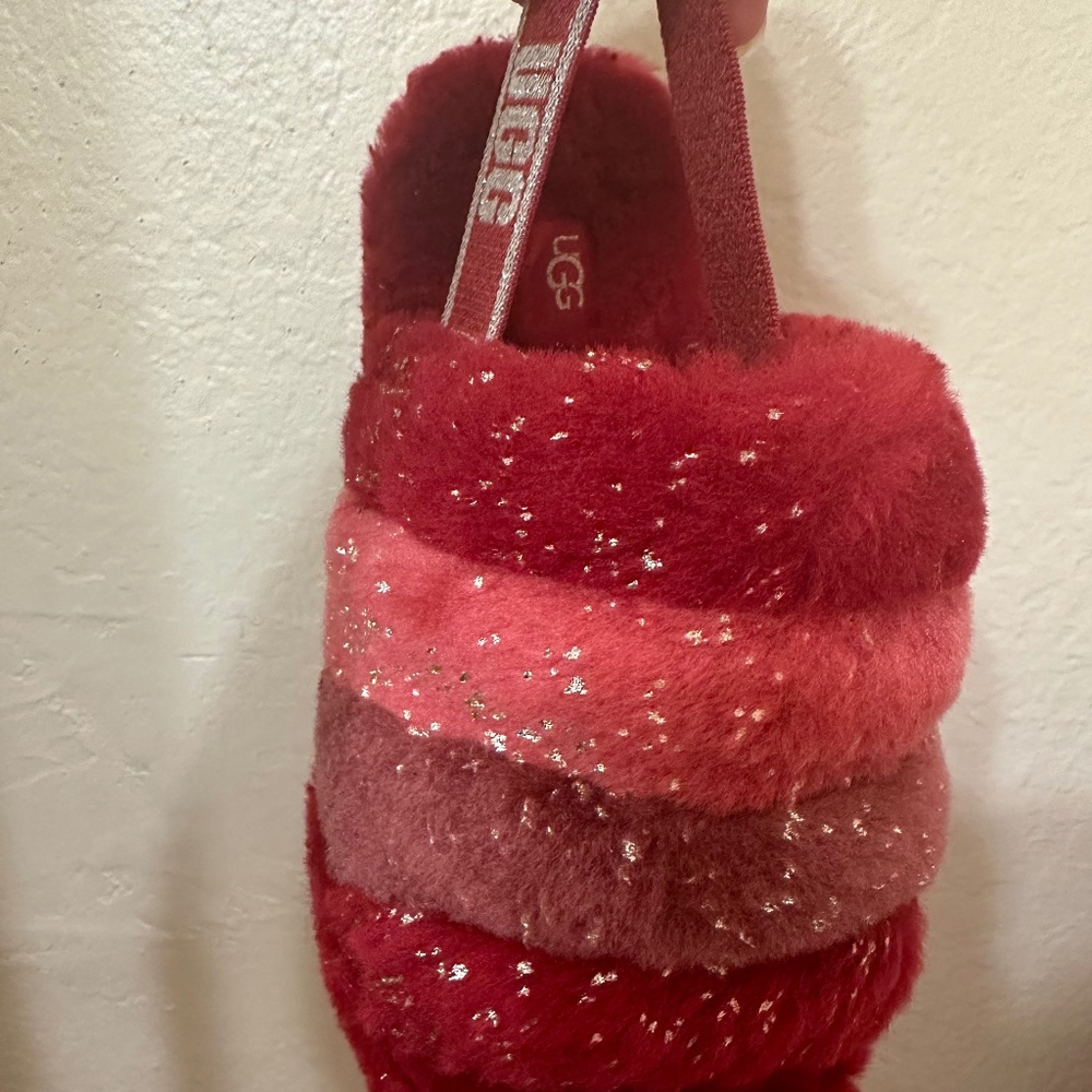 UGGS